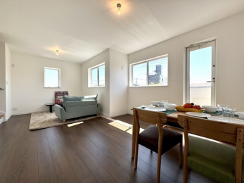 ʑEʏ@sƋݒu܂tƂ肠ƑcXy[X