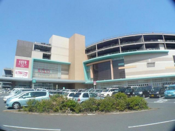 ӊ@CIk˓c CIX^C141̐XȂVbsOZ^[łi1350mj