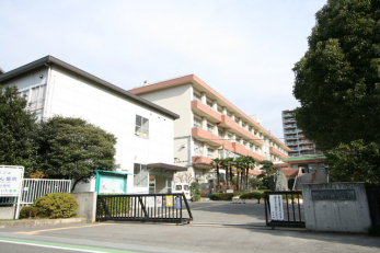 ���ӊ��@�������܎s���^�씪�����w�Z�i310m�j