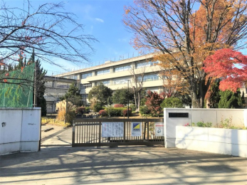 ���ӊ��@�n�s����񒆊w�Z�i810m�j