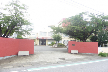 ���ӊ��@����s���Ŕ�m�܏��w�Z�i260m�j